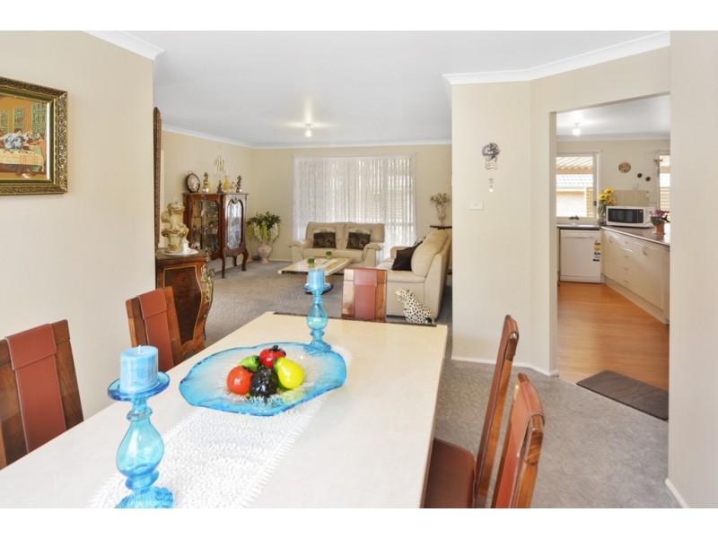 19 Kardella Avenue, Nowra NSW 2541