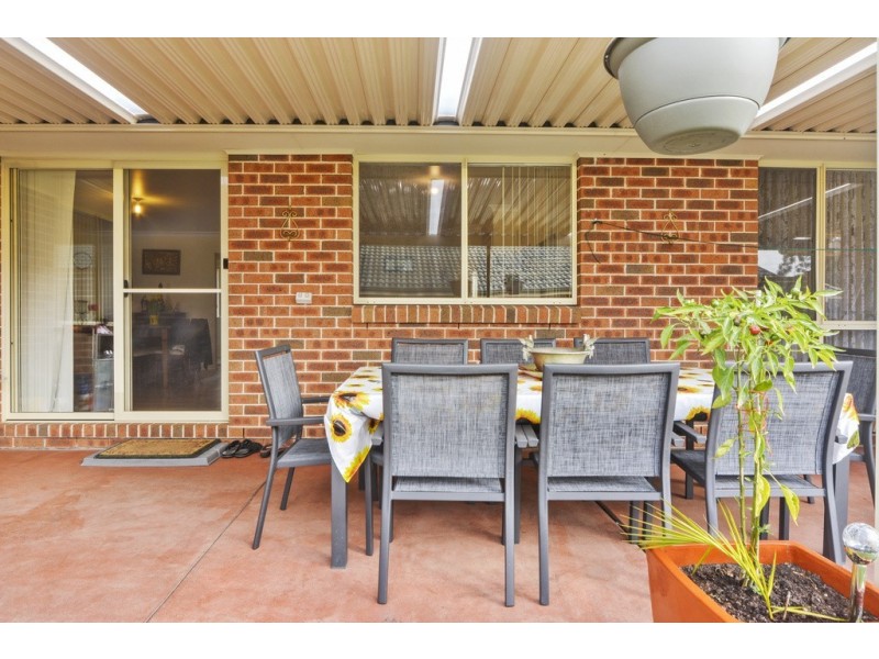 19 Kardella Avenue, Nowra NSW 2541