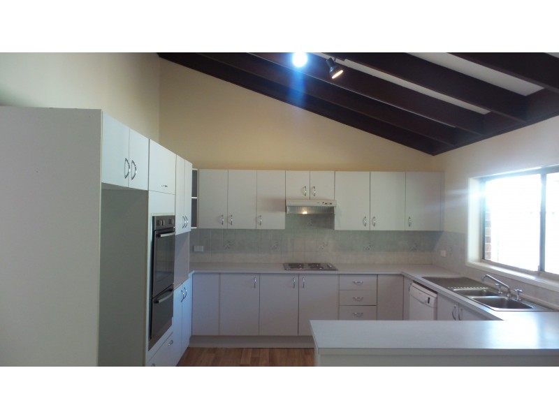 1 Pari Place, Cambewarra NSW 2540