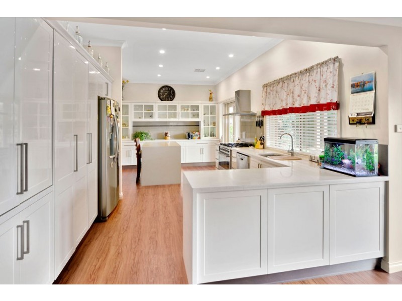 2 Raymond Place, Cambewarra NSW 2540