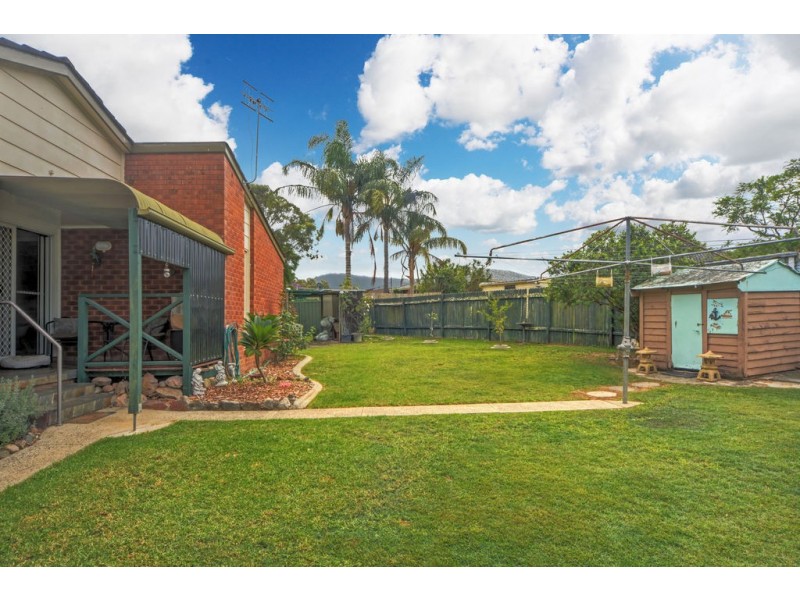 6 Neale Place, Bomaderry NSW 2541