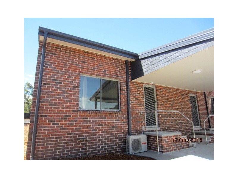 11/49 Brinawarr Street, Bomaderry NSW 2541