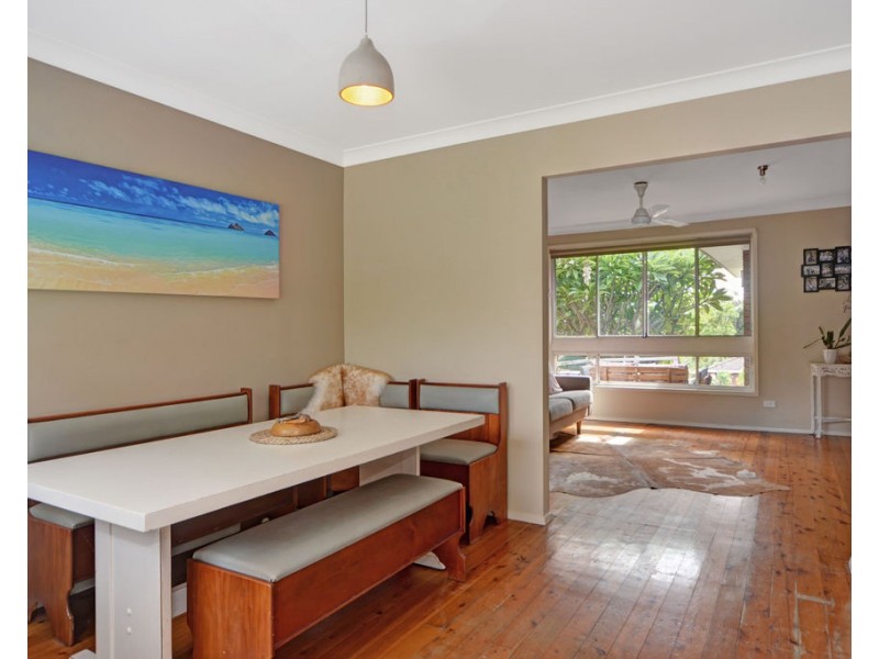 14 Elder Crescent, Nowra NSW 2541