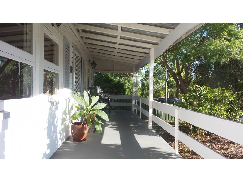 12 Karowa Street, Bomaderry NSW 2541