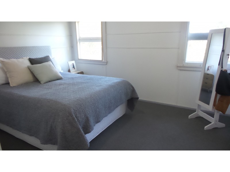 12 Karowa Street, Bomaderry NSW 2541