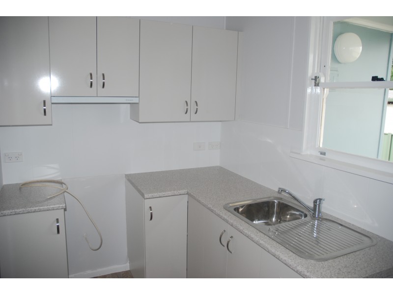 2/5 Wilson Avenue, Nowra NSW 2541