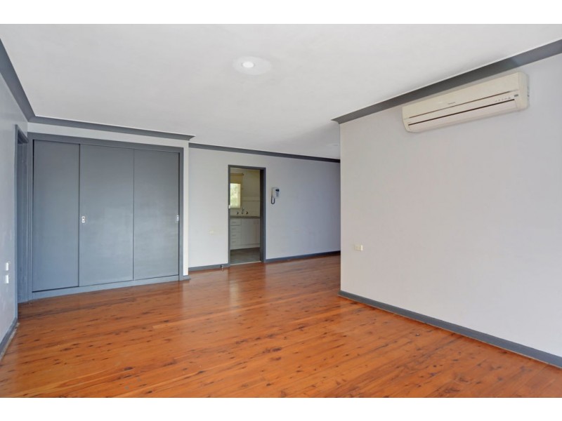 7 Alfred Street, Bomaderry NSW 2541