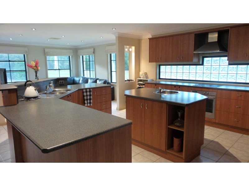 13 Merinda Way, Tapitallee NSW 2540