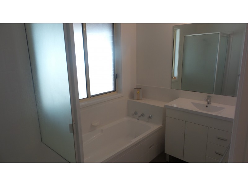 35A Moresby Street, Nowra NSW 2541