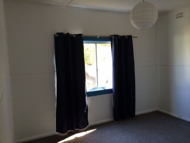 7 Beinda Street, Bomaderry NSW 2541