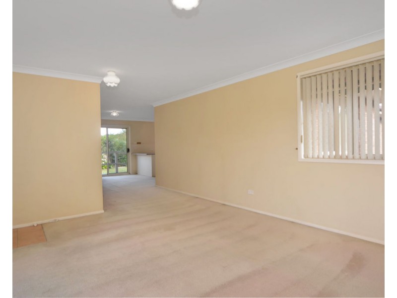 16 Hermes Crescent, Worrigee NSW 2540