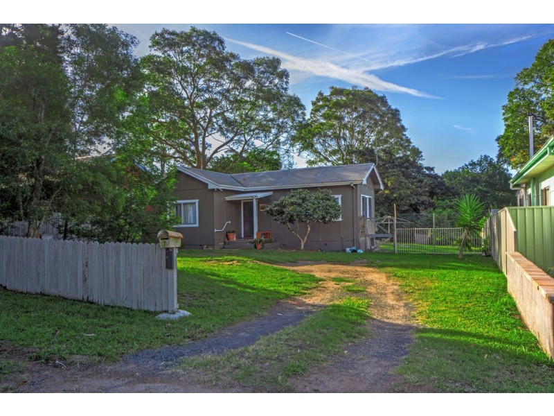 7 Beinda Street, Bomaderry NSW 2541