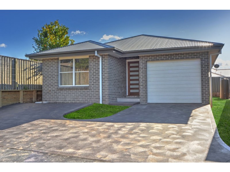 4&6/9 Harbour Boulevarde, Bomaderry NSW 2541
