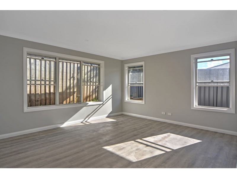 4&6/9 Harbour Boulevarde, Bomaderry NSW 2541