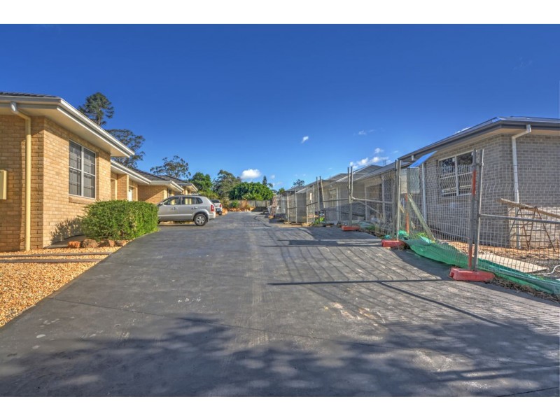 4&6/9 Harbour Boulevarde, Bomaderry NSW 2541