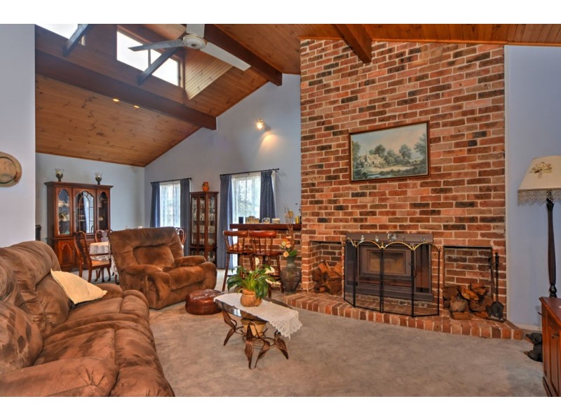 4 Narrien Place, North Nowra NSW 2541