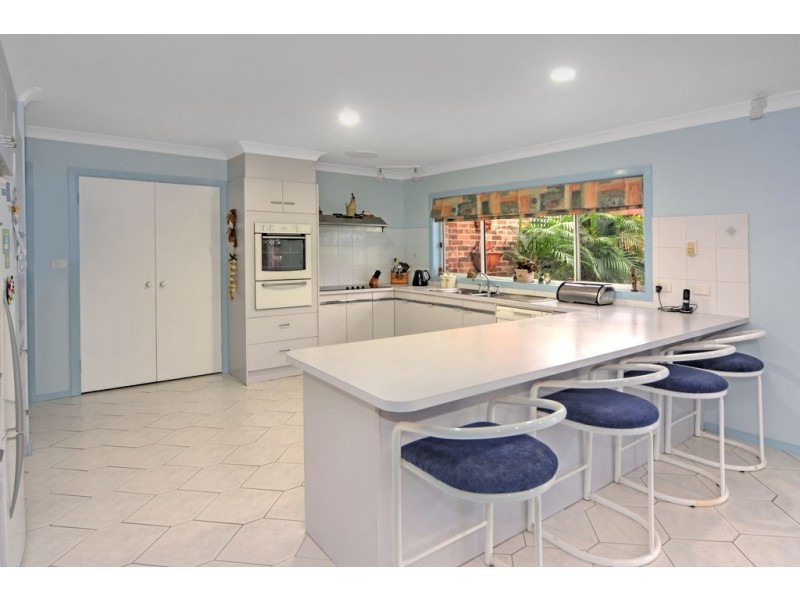 4 Narrien Place, North Nowra NSW 2541