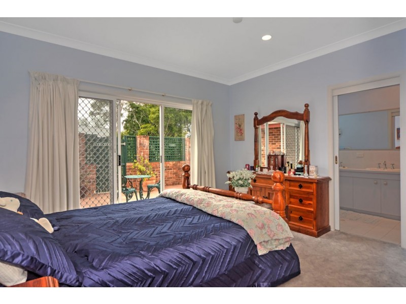 4 Narrien Place, North Nowra NSW 2541