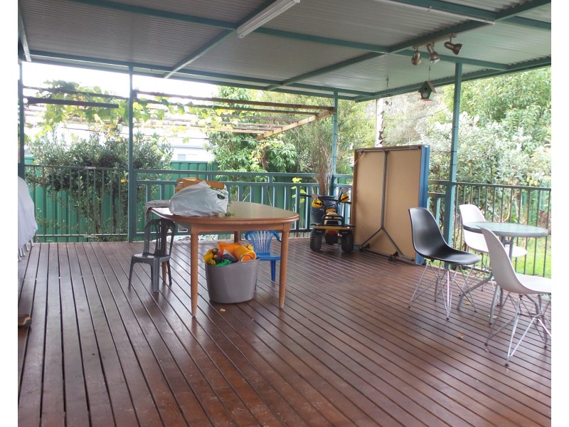 22 McKay Street, Nowra NSW 2541