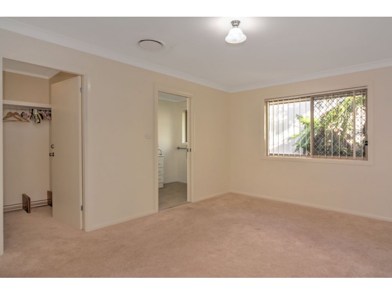 16 Barbata Grove, South Nowra NSW 2541