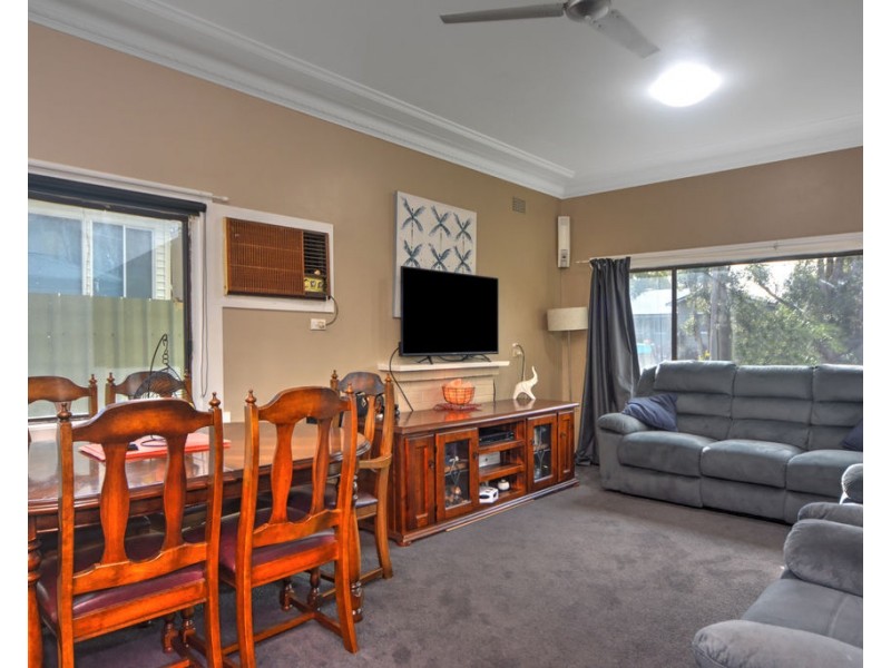 2 Huxley Street, Nowra NSW 2541