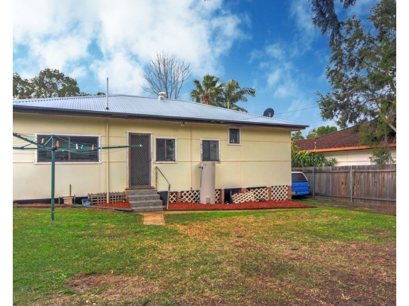 2 Huxley Street, Nowra NSW 2541