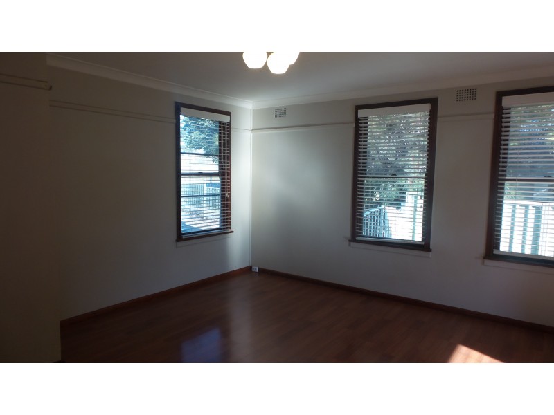 63 Kalandar Street, Nowra NSW 2541