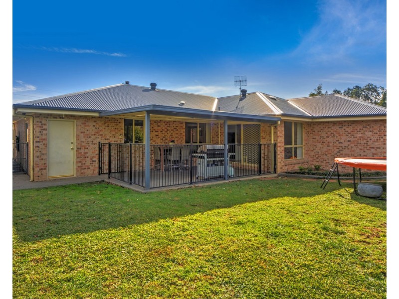 11 Karana Drive, North Nowra NSW 2541