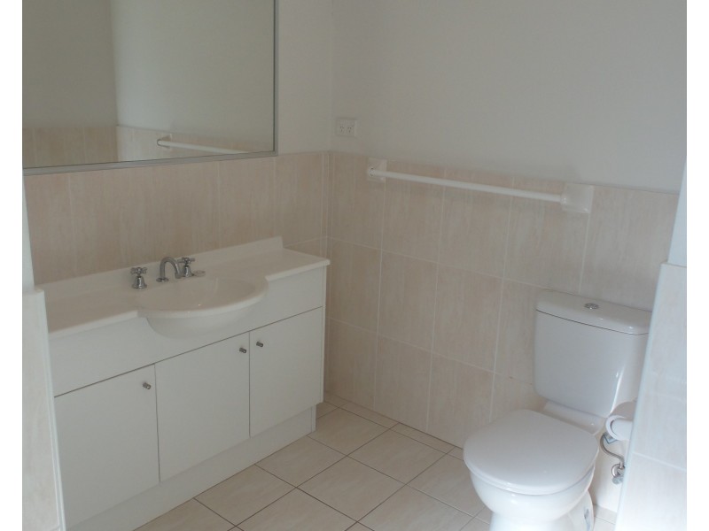 38 Rannoch Drive, West Nowra NSW 2541