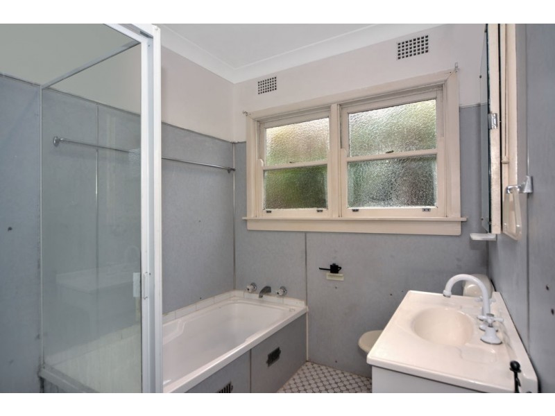 95 Greenwell Point Road, Worrigee NSW 2540