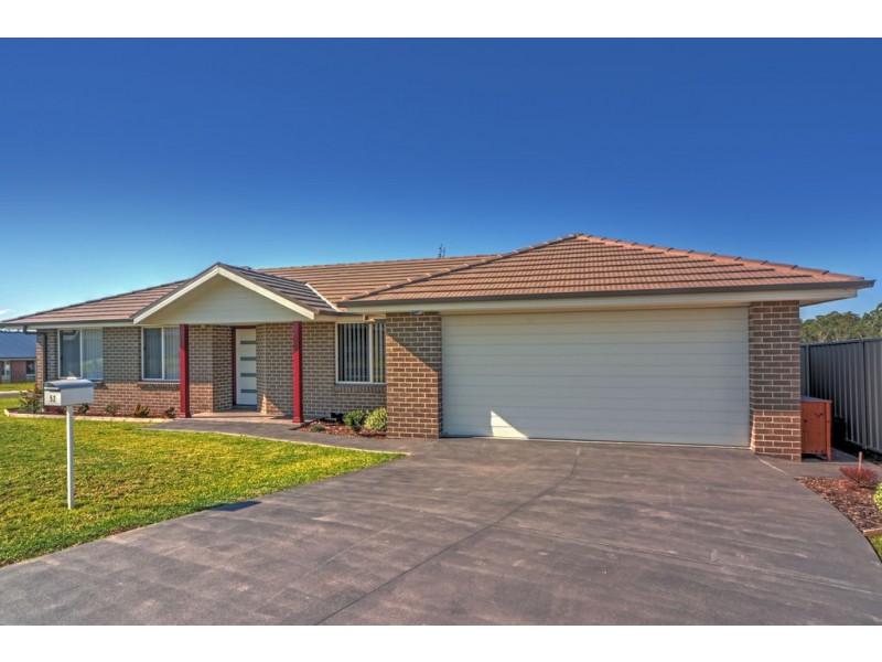 52 Basil Street, South Nowra NSW 2541