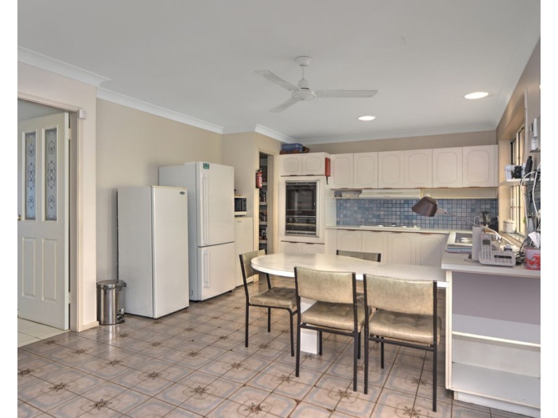 21 Woorin Close, Bomaderry NSW 2541