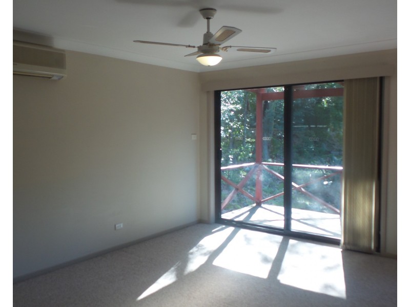 7/76 Brinawarr Street, Bomaderry NSW 2541