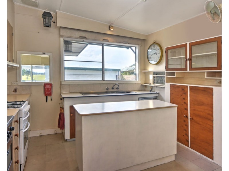 113 Greenwell Point Road, Worrigee NSW 2540