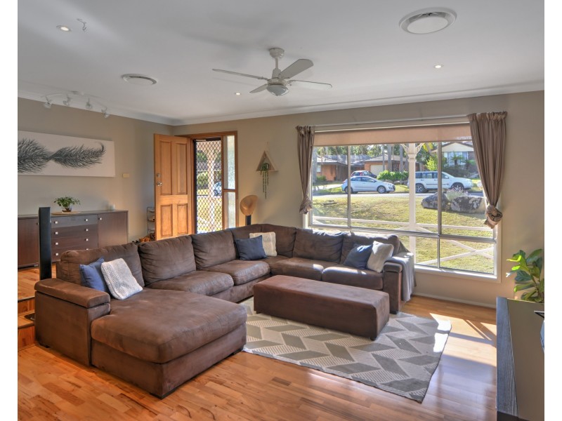 6 Sutherland Drive, North Nowra NSW 2541