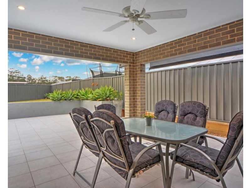 17 Petrel Close, South Nowra NSW 2541