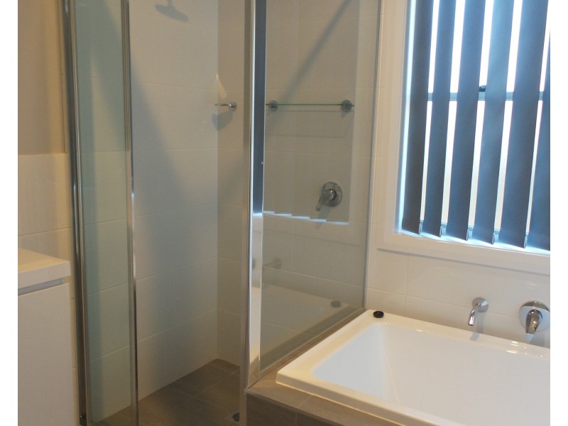 3/5-9 Harbour Bouelvarde, Bomaderry NSW 2541