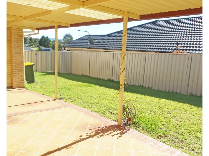 15 Warrigal Street, Nowra NSW 2541