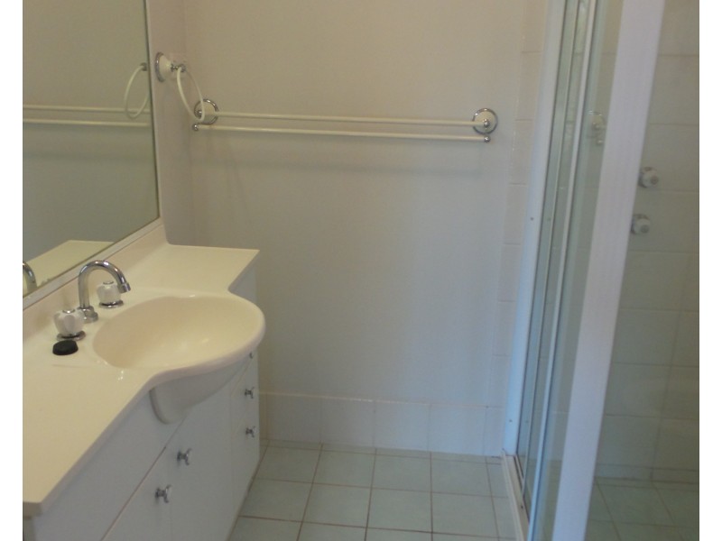 6 Gardenia Crescent, Bomaderry NSW 2541