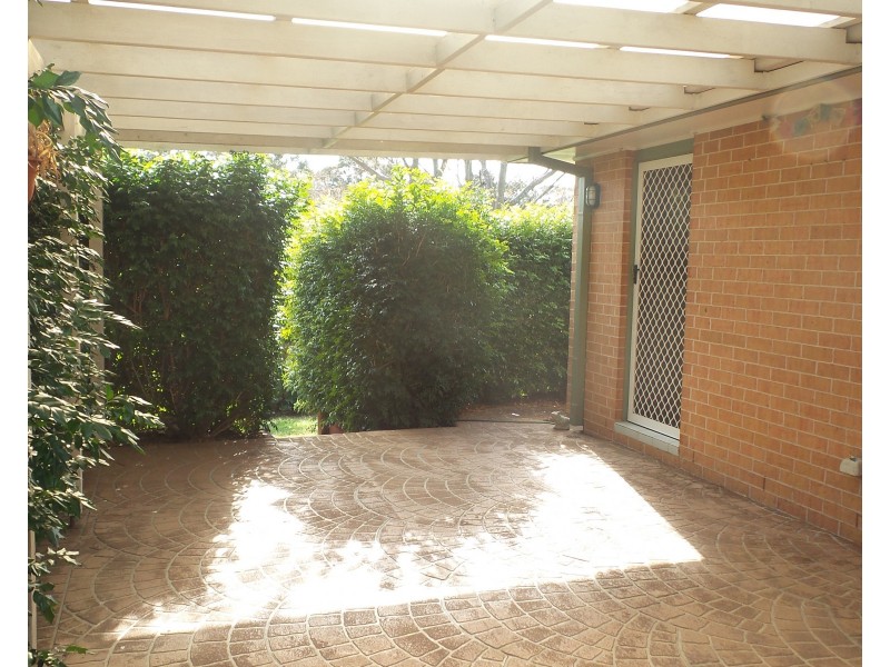 6 Gardenia Crescent, Bomaderry NSW 2541