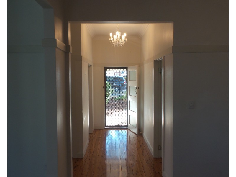 32 Shoalhaven Street, Nowra NSW 2541