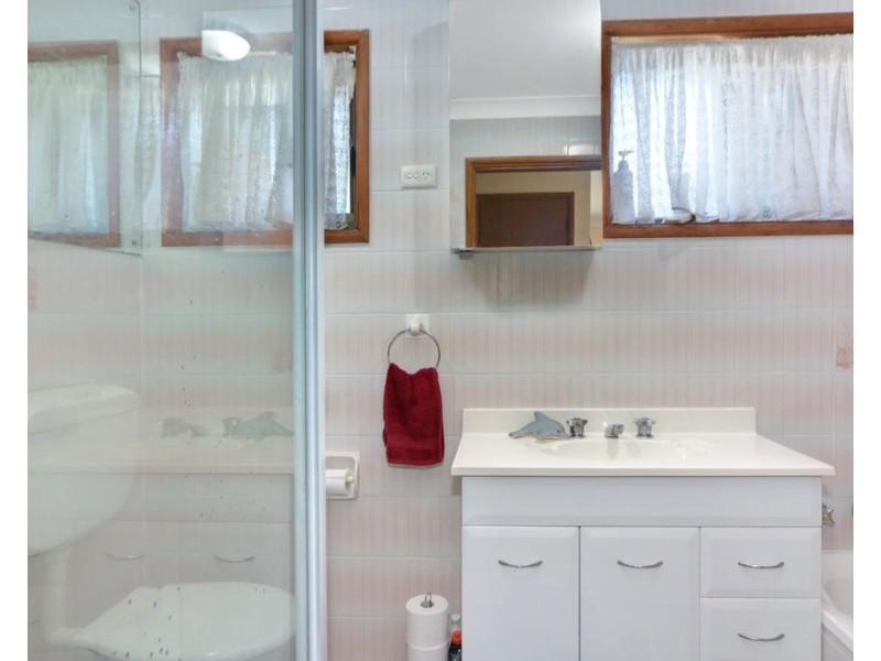 1 Woolstencraft Street, Shoalhaven Heads NSW 2535