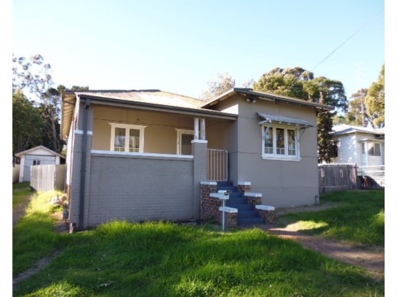 72 East Street, Nowra NSW 2541
