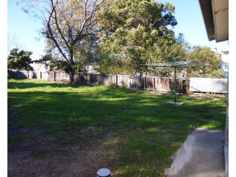 72 East Street, Nowra NSW 2541