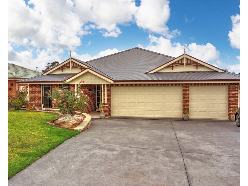 44 Firetail Street, South Nowra NSW 2541