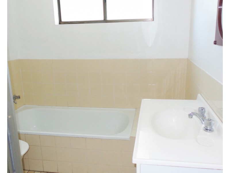 1/1a Shorland Place, Nowra NSW 2541