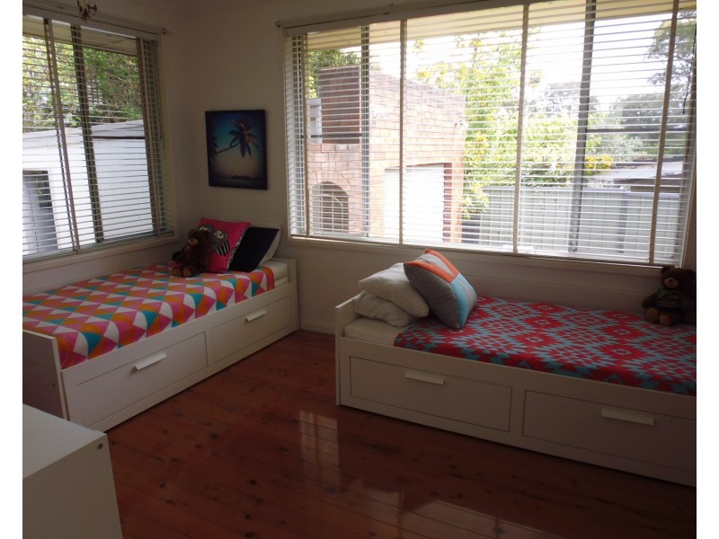 18 Hewlett Avenue, North Nowra NSW 2541