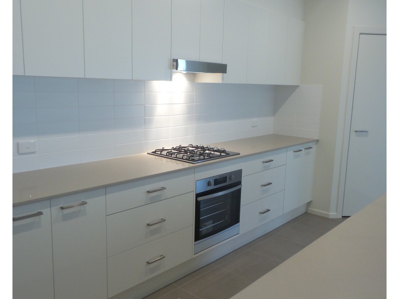 11 Brassia Rise, South Nowra NSW 2541