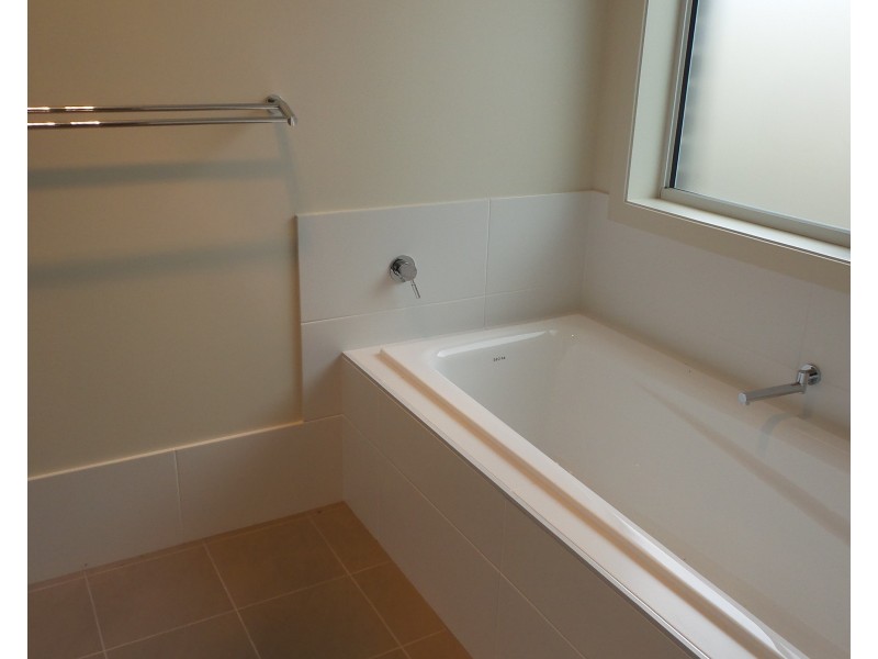 11 Brassia Rise, South Nowra NSW 2541