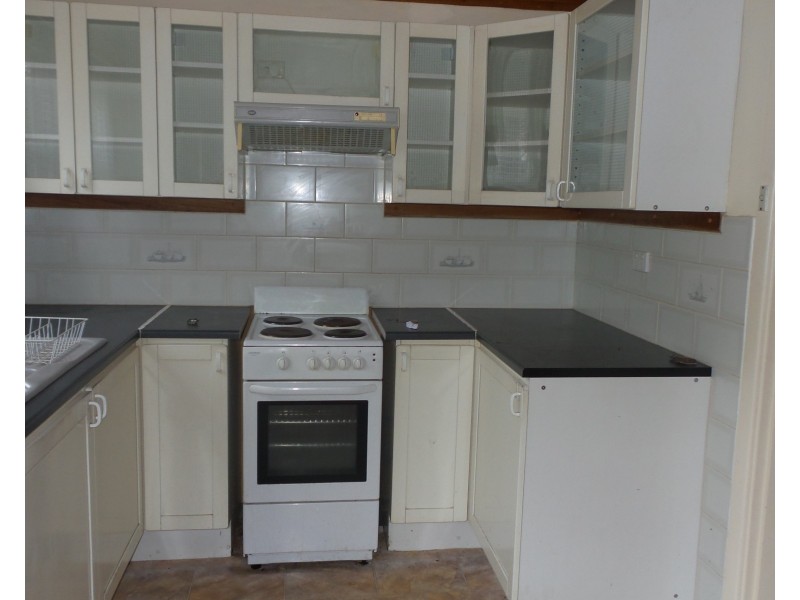 2 Ernest Street, Nowra NSW 2541